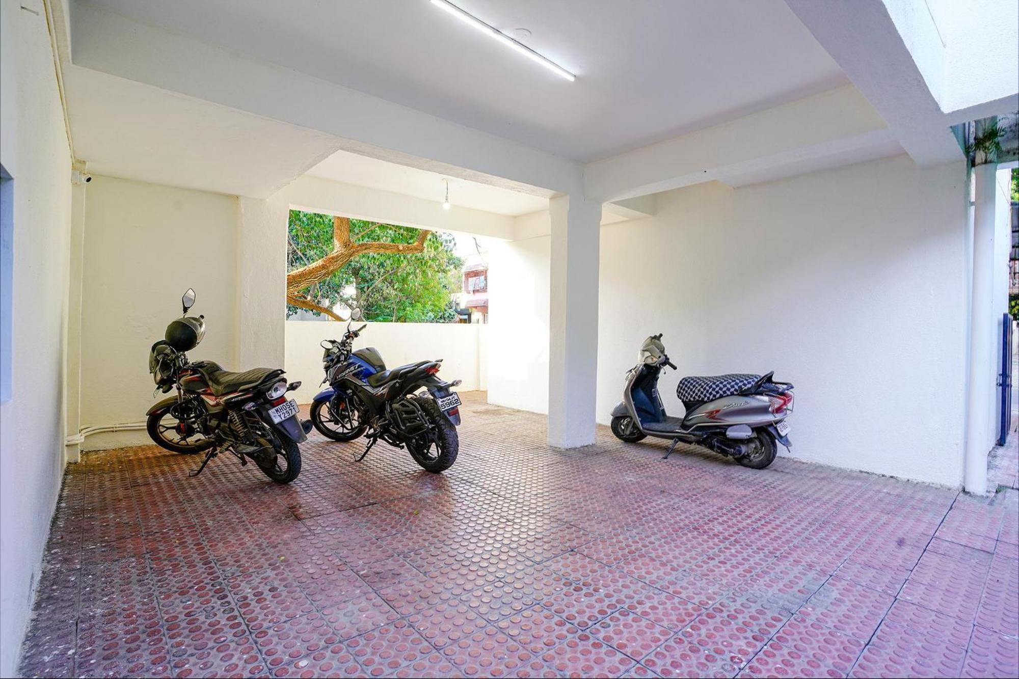 Fabhotel Glh Stays, Airport Road Πούνε Εξωτερικό φωτογραφία