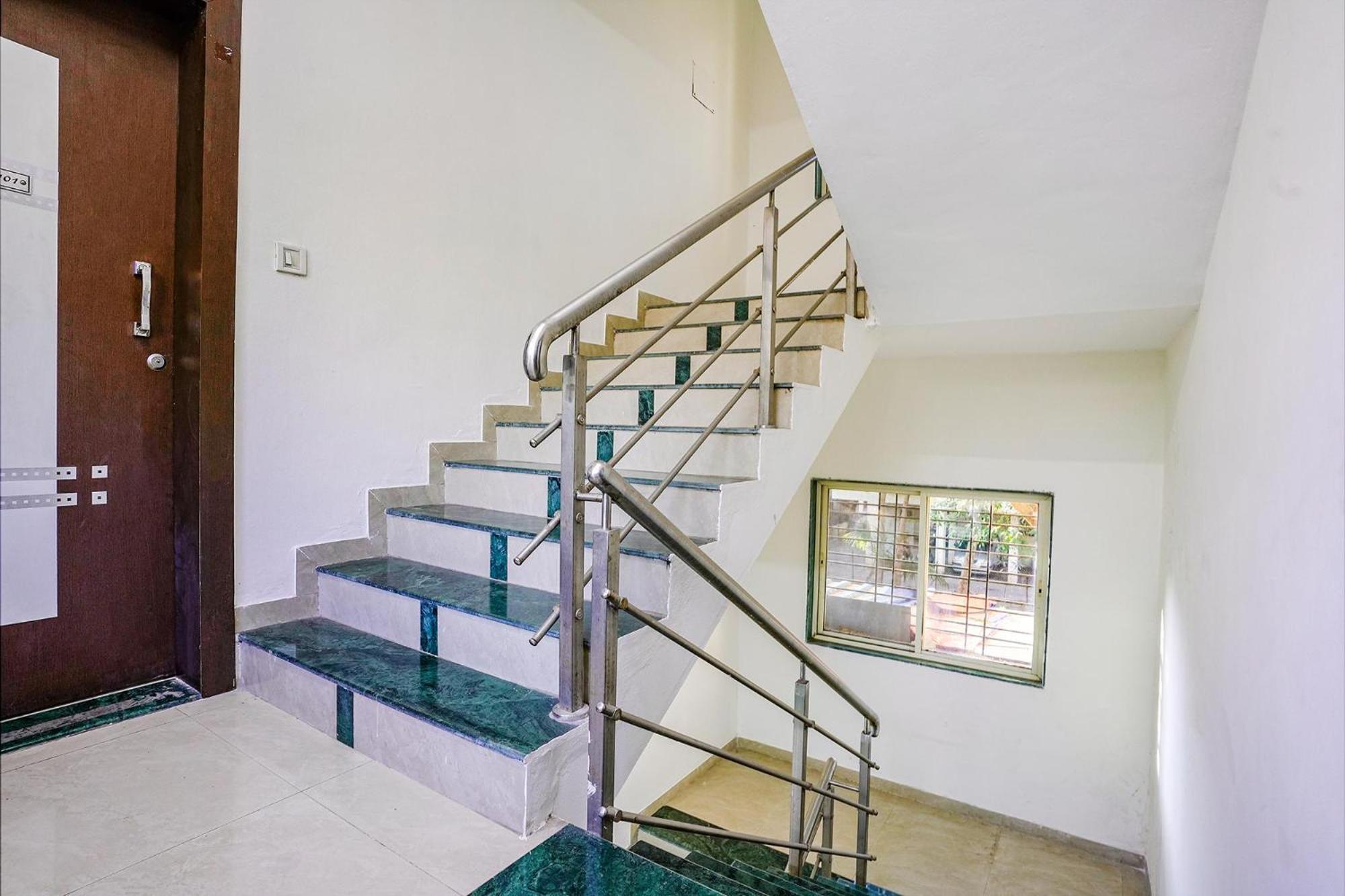 Fabhotel Glh Stays, Airport Road Πούνε Εξωτερικό φωτογραφία